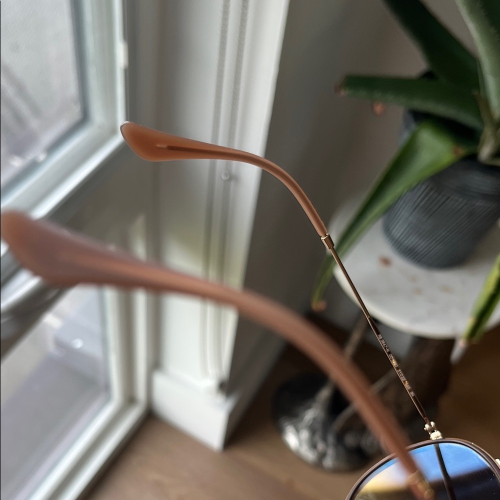 Ray-Ban Classic Brown Round Sunglasses - Picture 6 of 6